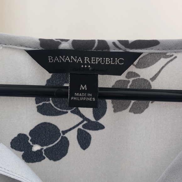 Banana Republic Top - Picture 5 of 5